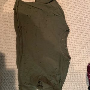 Army green cropped t shirt with holes